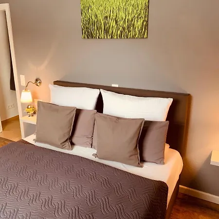 Pensjonat Haus Am Wald 4*